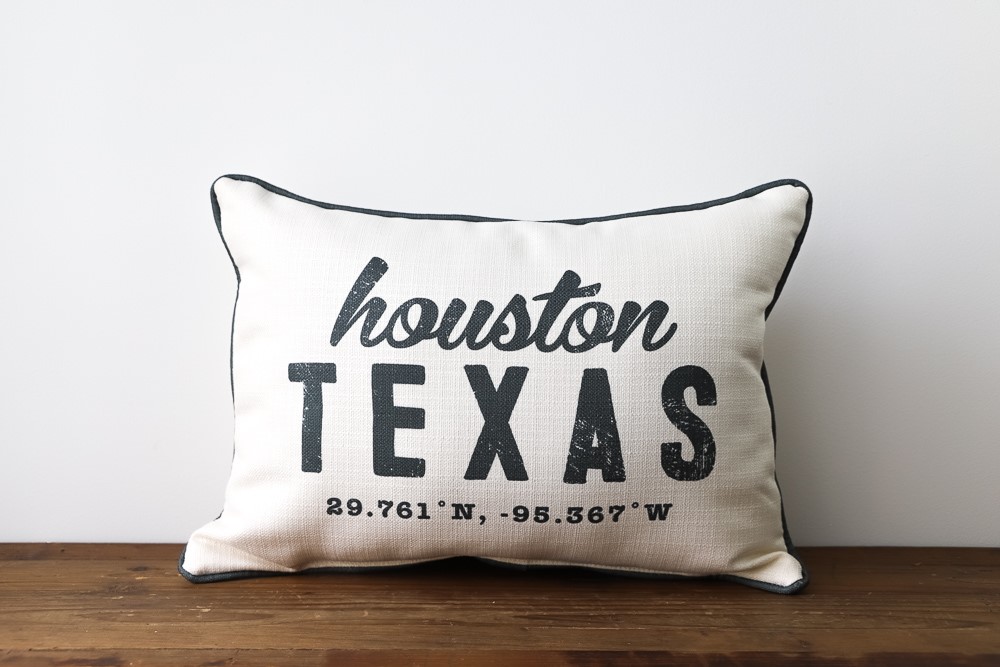 Retro City Name Lat/Long Pillow STE0117