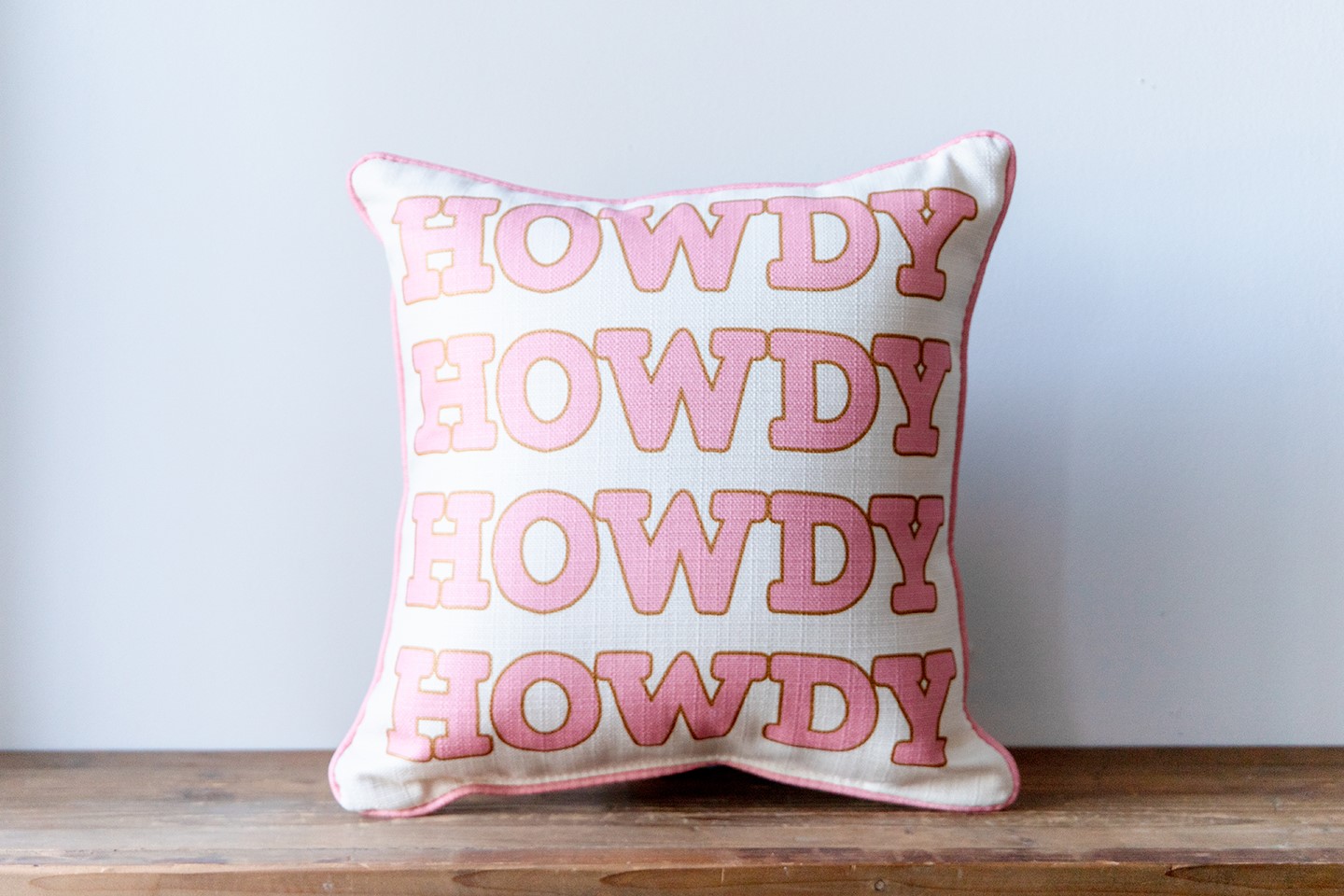 Howdy Pillow TXT1035
