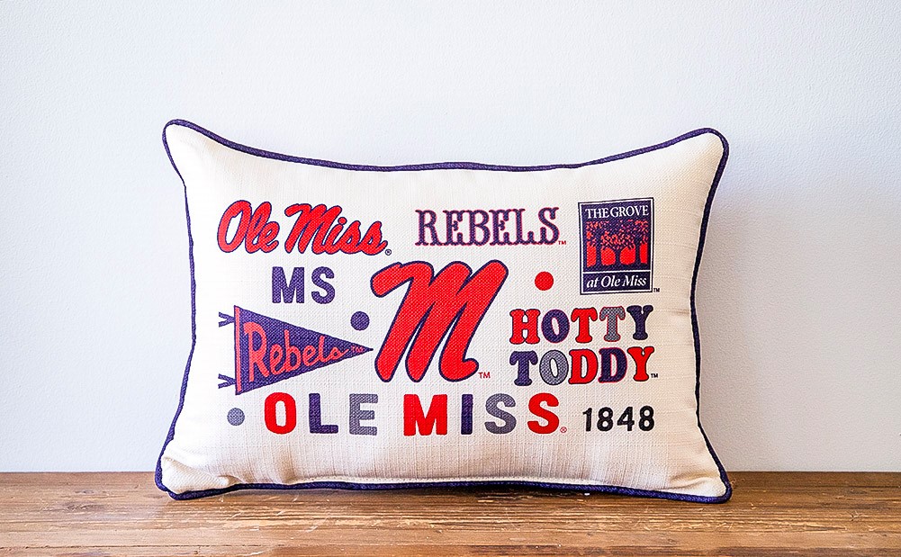 Ole Miss Collegiate Cluster Pillow UM0164