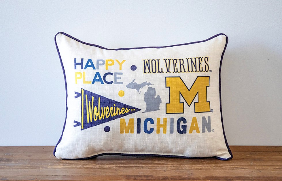 Michigan Collegiate Cluster Pillow MICH0023