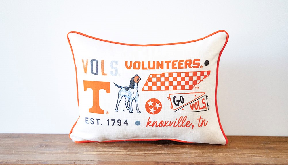 Tennessee Collegiate Cluster Pillow UTEN0039
