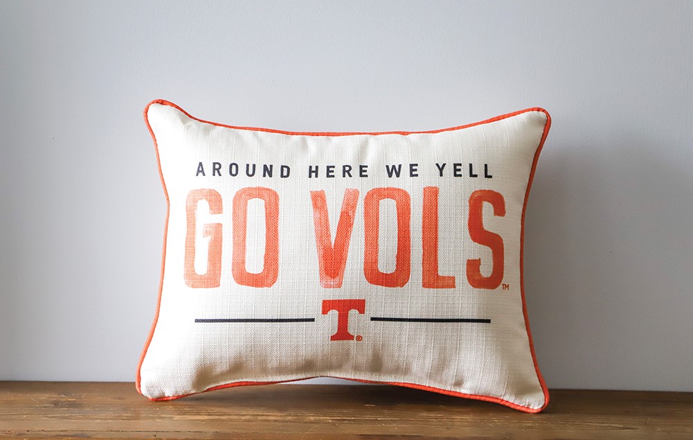 Tennessee Around Here Pillow UTEN0048