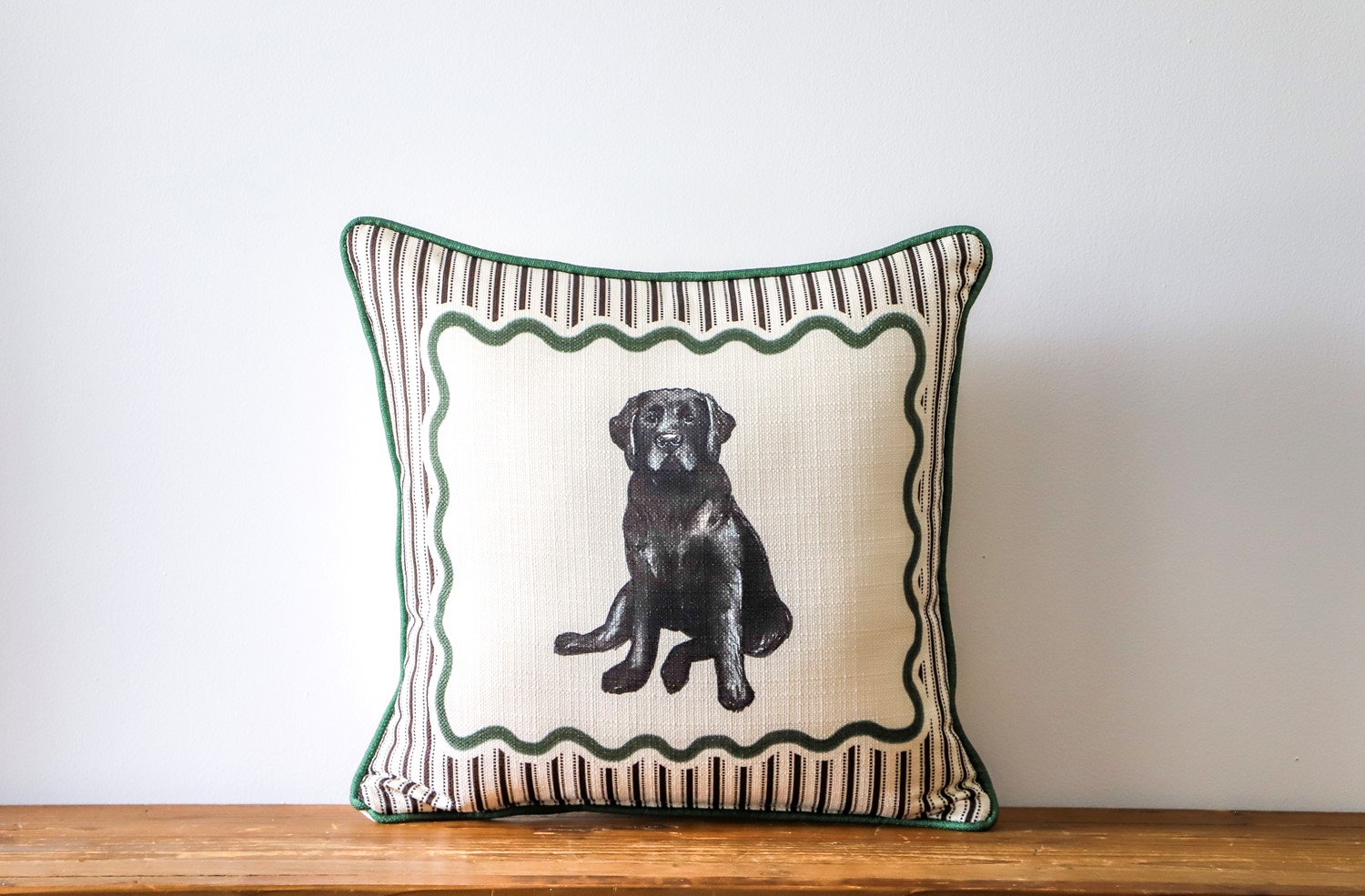 Black Lab Wiggle Pillow FAL0075