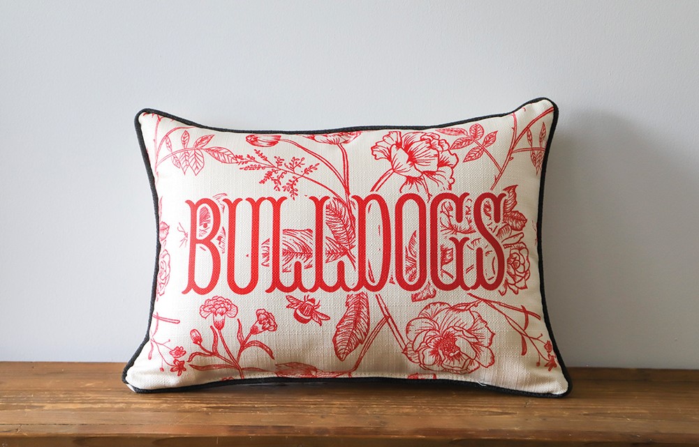 Georgia Bulldogs Toile Pillow UGA0017