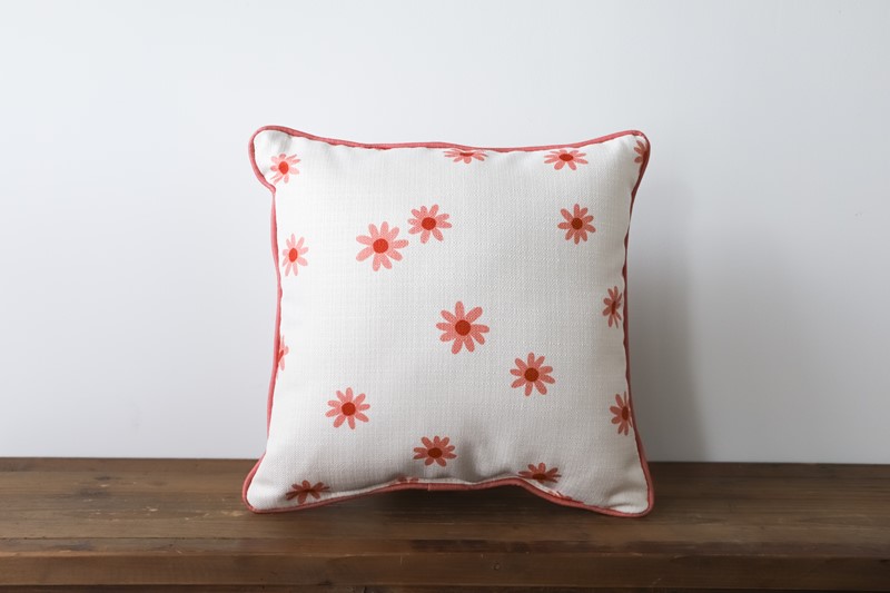 Daisy Pattern Pillow PAT0059