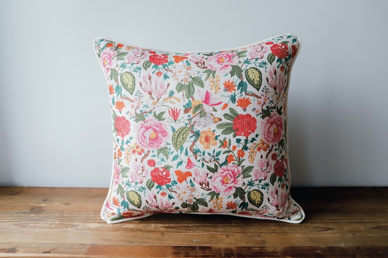 Bloom Pattern Pillow PAT0071