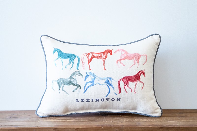Multi Horses Hometown Pillow STE0850