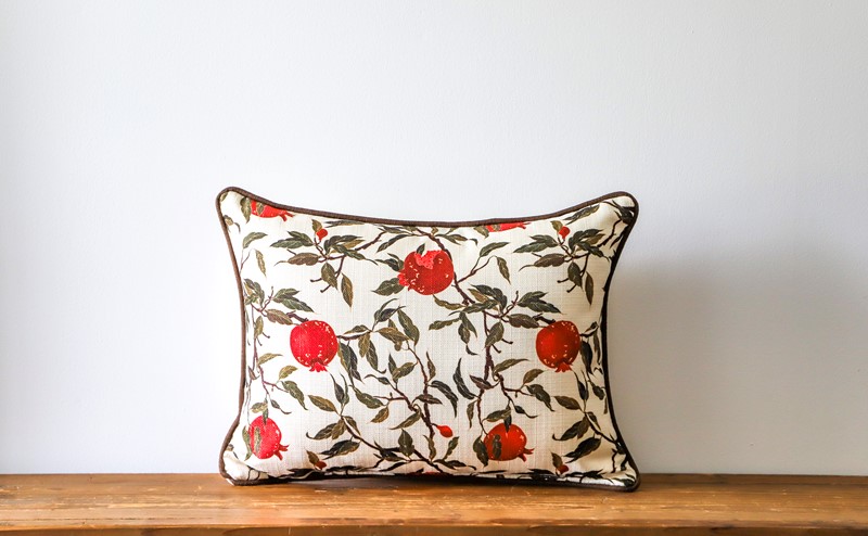 Pomegranate Pattern Pillow TXT1161
