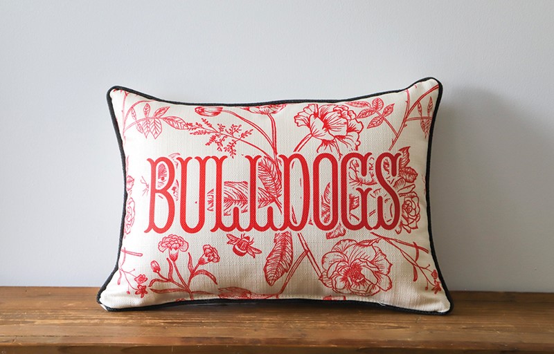 Georgia Bulldogs Toile Pillow UGA0017