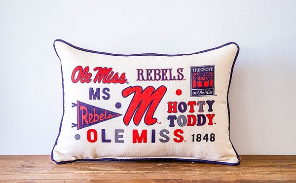Ole Miss Collegiate Cluster Pillow UM0164